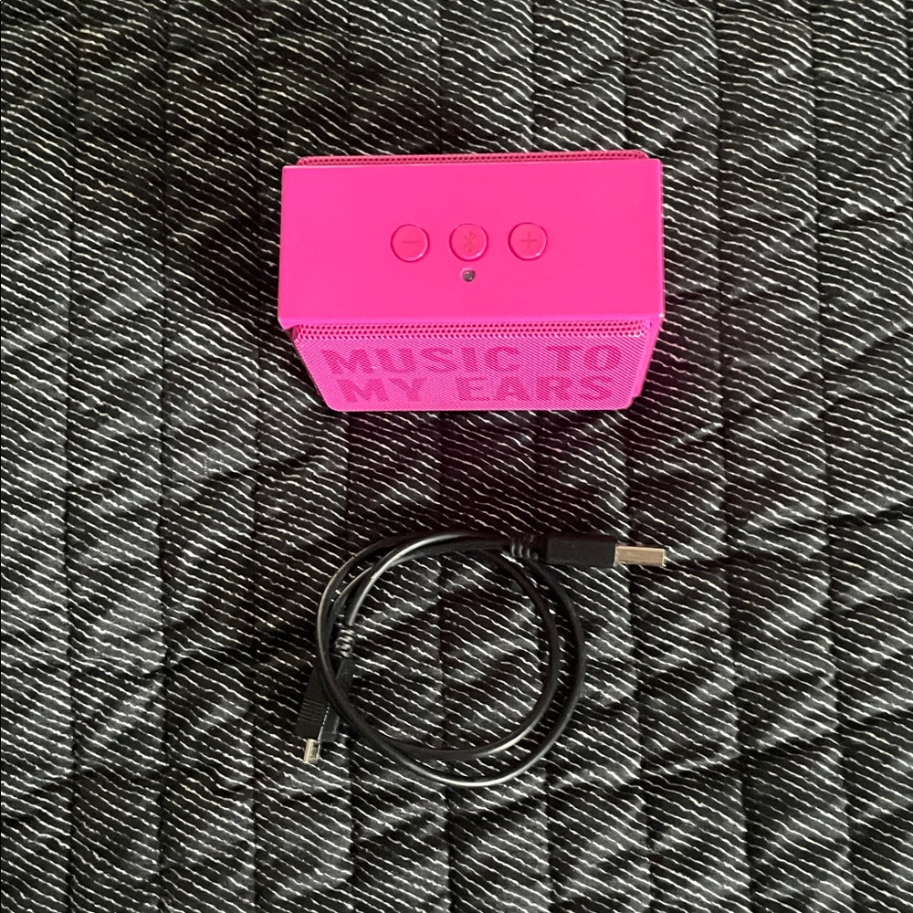 Kate Spade Pink Portable Speaker - Picture 3 of 8